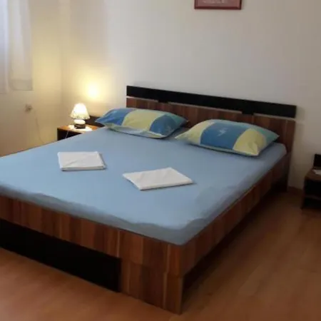 Charming Dokoza - Two Bedroom With Terrace *