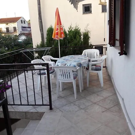 Charming Dokoza - Two Bedroom With Terrace