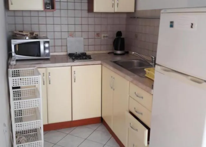 Charming Dokoza - Two Bedroom With Terrace *