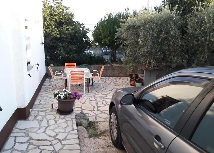 Charming Dokoza - Two Bedroom With Terrace *